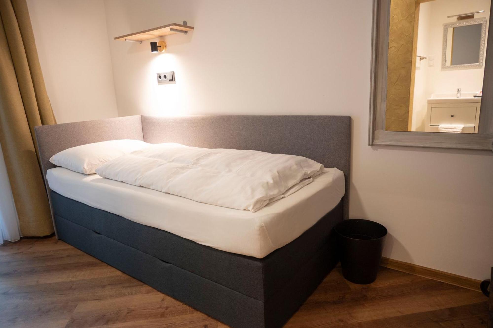 Bed & Breakfast Goldener Stiefel マリアツェル エクステリア 写真